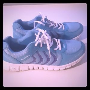 Qixing athletic shoes